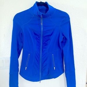 Kirkland Signature Blue Women’s Active Jacket. (S)